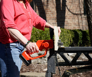 Minichain Saw a 447 LEU